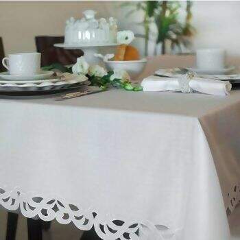 Toalha de Mesa Mehndi N�poles Momentos 220 x 220 cm Quadrada